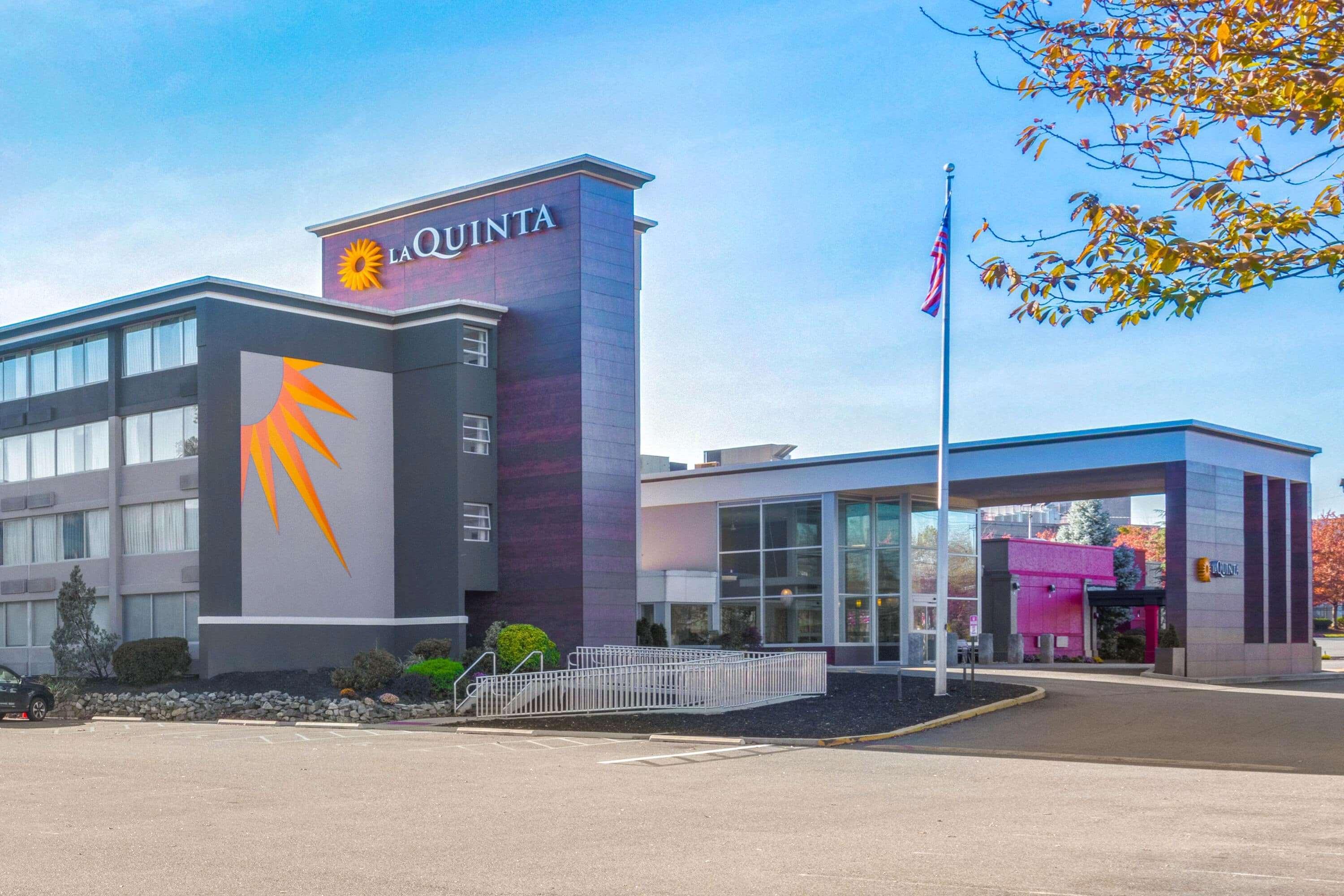 La Quinta By Wyndham Clifton/Rutherford Eksteriør billede